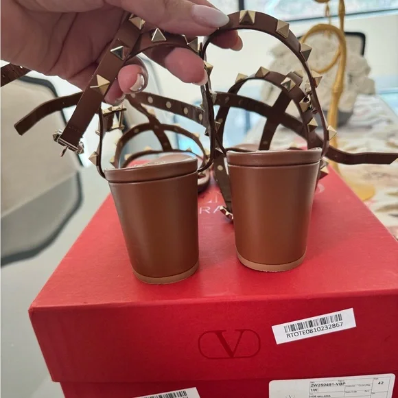 Valentino Rockstud block heel sandals size 42 tan - Picture 8 of 10